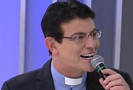 Padre Reginaldo Manzotti é hospitalizado em Curitiba