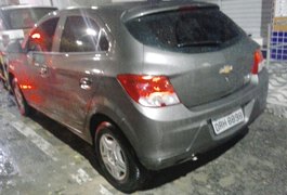 Polícia encontra automóvel roubado, em Luziápolis, Campo Alegre
