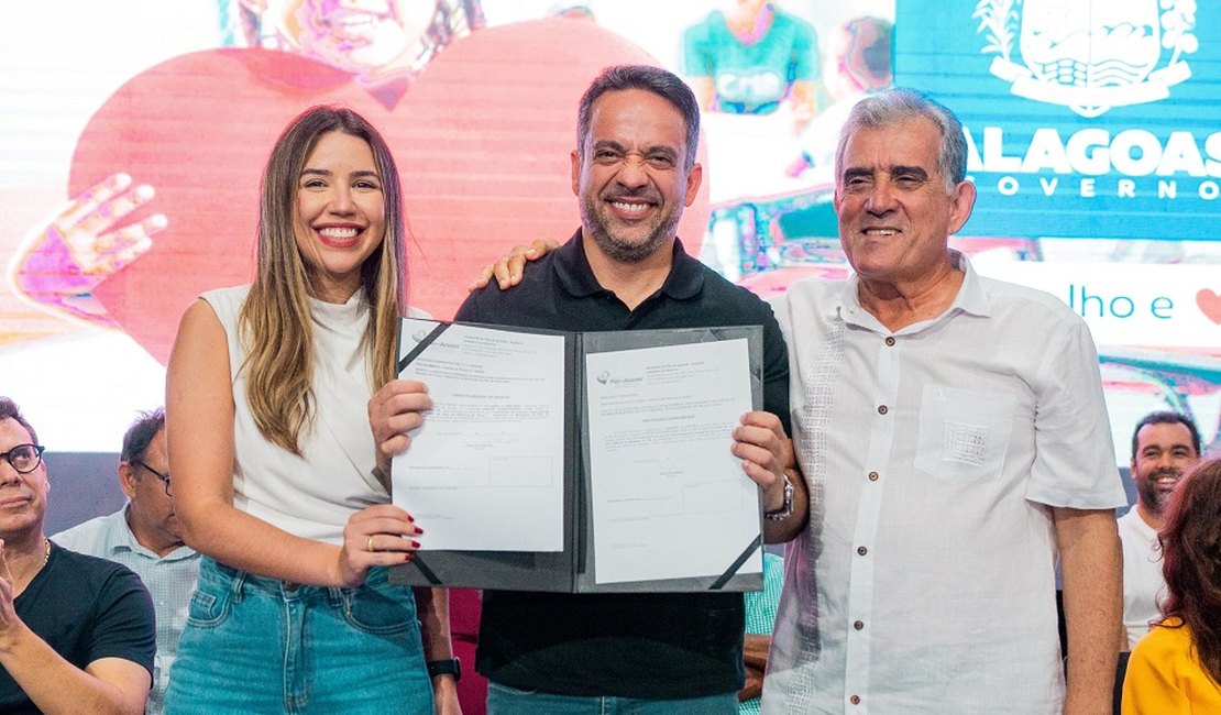 Paulo Dantas inaugura revitalização de mais um trecho da orla de Pão de Açúcar