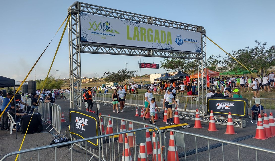 Centenas de atletas amadores e profissionais participam da ﻿XXII Corrida da Emancipação de Arapiraca; Assista