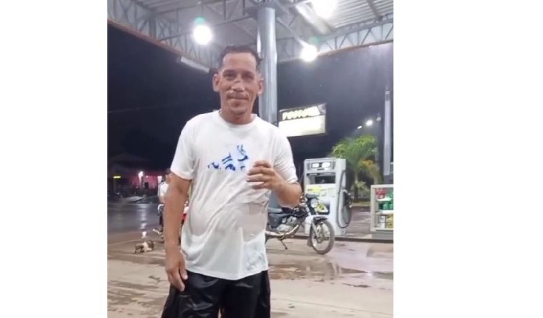 Homem que viralizou correndo bêbado de chinelo agora treina sóbrio e de tênis