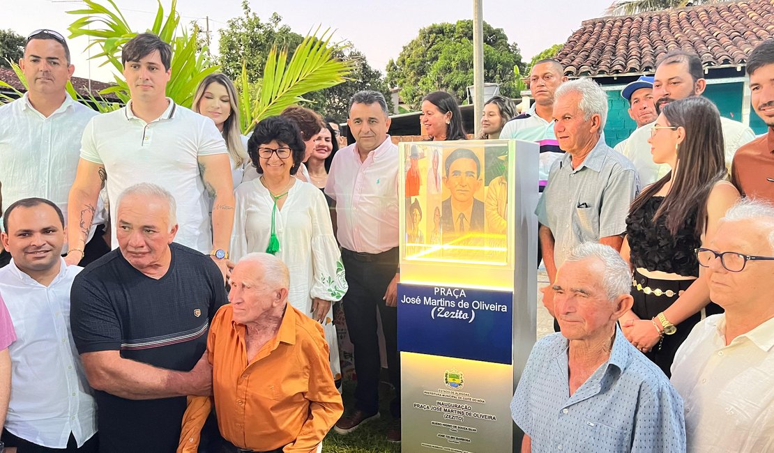 VÍDEO: Prefeito Bueno Higino entrega praça para moradores do povoado Mumbuca, em Coité do Nóia