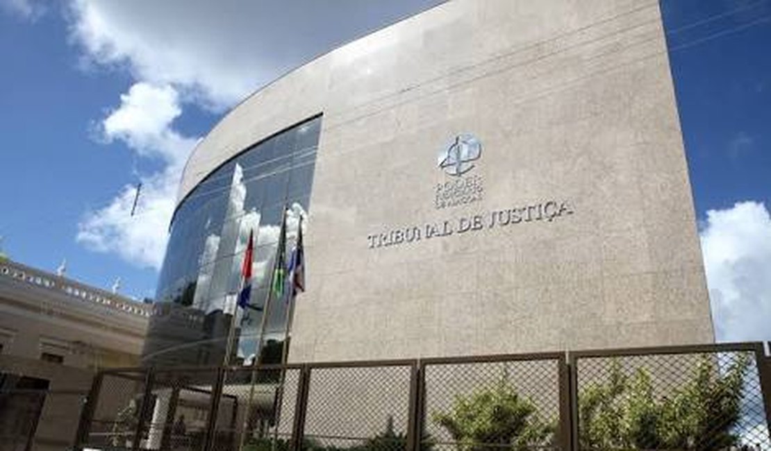 TJ mantém decisão que condena promotor de Justiça por improbidade