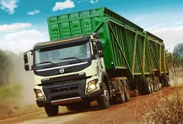 Motociclista fratura perna ao colidir com caminhão canavieiro perto da Usina Coruripe