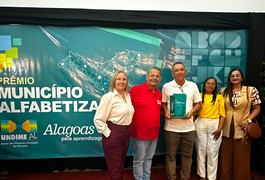 Jaramataia recebe Prêmio Município Alfabetizador 2025 durante seminário em Penedo