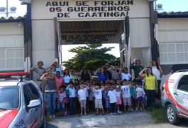 No dia do Soldado Copes recebe a visita de alunos da rede municipal de Piranhas