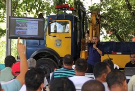 PRF realiza 1º leilão de veículos do ano de 2015 em Alagoas