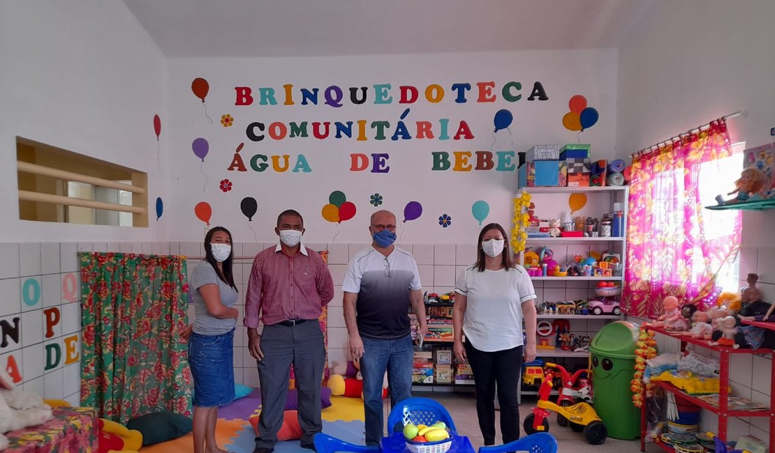 Brinquedoteca comunitária é criada em Arapiraca com apoio da Uneal