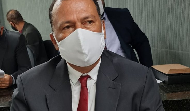 Fabiano Leão denuncia falta de atendimento e medicamentos na Rede Pública de Saúde de Arapiraca