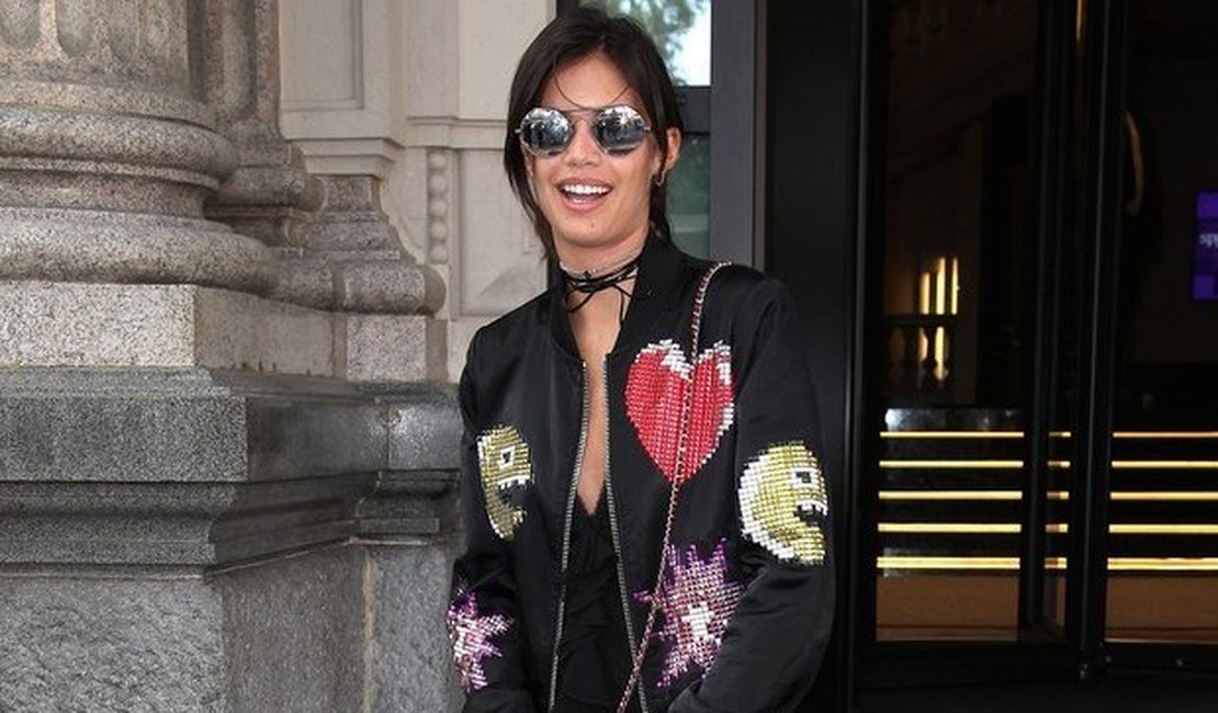 Os melhores looks das modelos nos bastidores do Milan Fashion Week