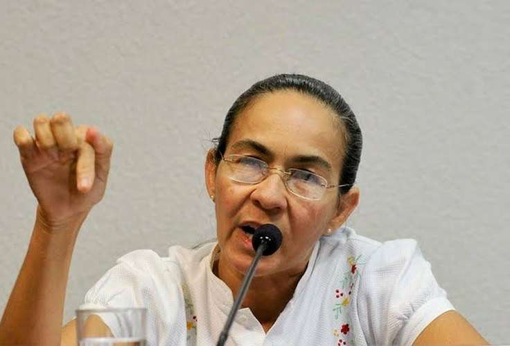 Retorno de Heloísa Helena ao Congresso promete agitar cenário político e expor crise interna na federação PSOL/Rede