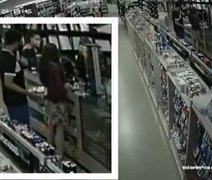 Câmera registra momento em que jovem tenta filmar embaixo da saia de turista em shopping de Maceió