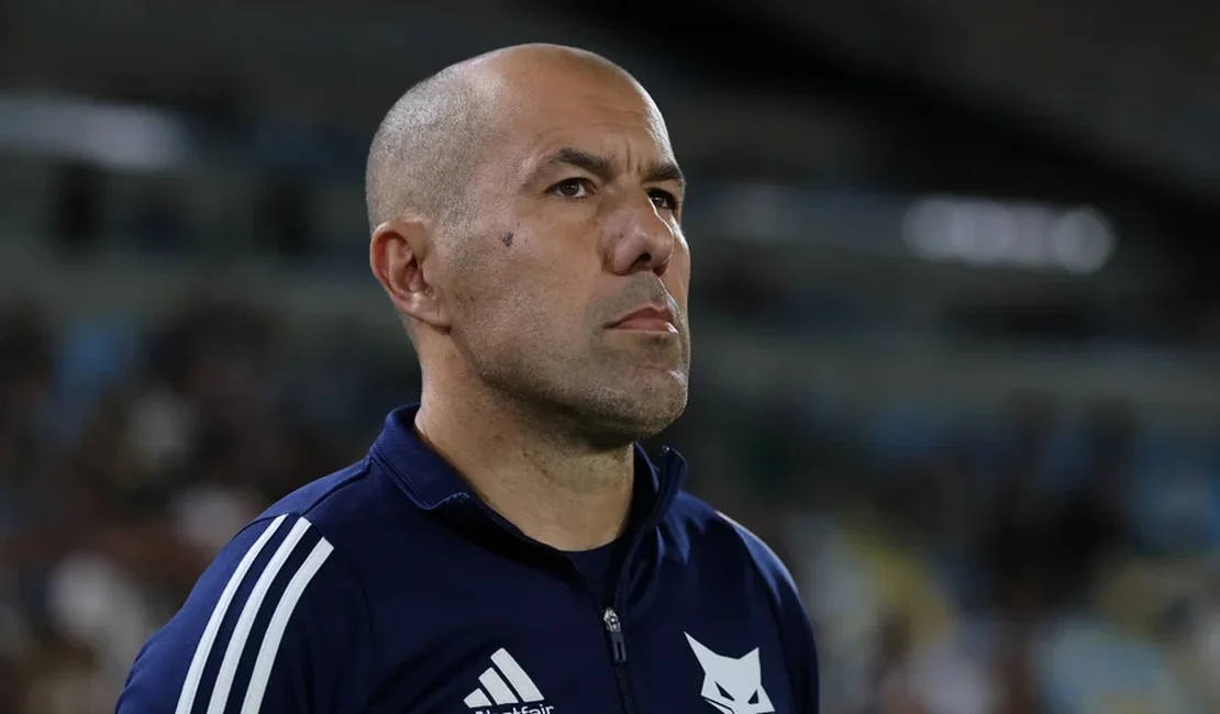Antes de acertar com Flamengo, Leonardo Jardim prometeu treinar apenas o Cruzeiro no Brasil