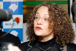 Criminalização do aborto gera mortes, diz Luciana Genro