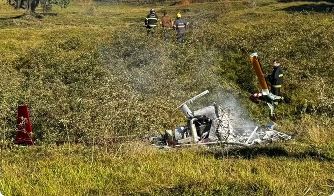 Helicóptero cai em Santa Catarina e corpo de piloto é encontrado carbonizado
