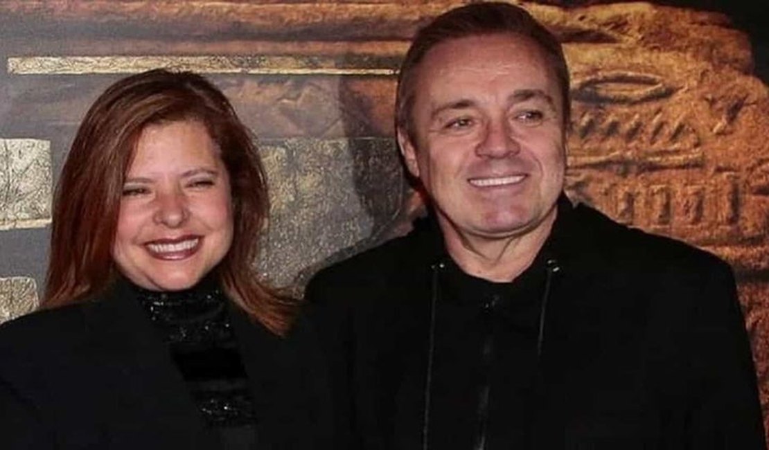 Família de Gugu apresenta documento em que Rose se declarava solteira