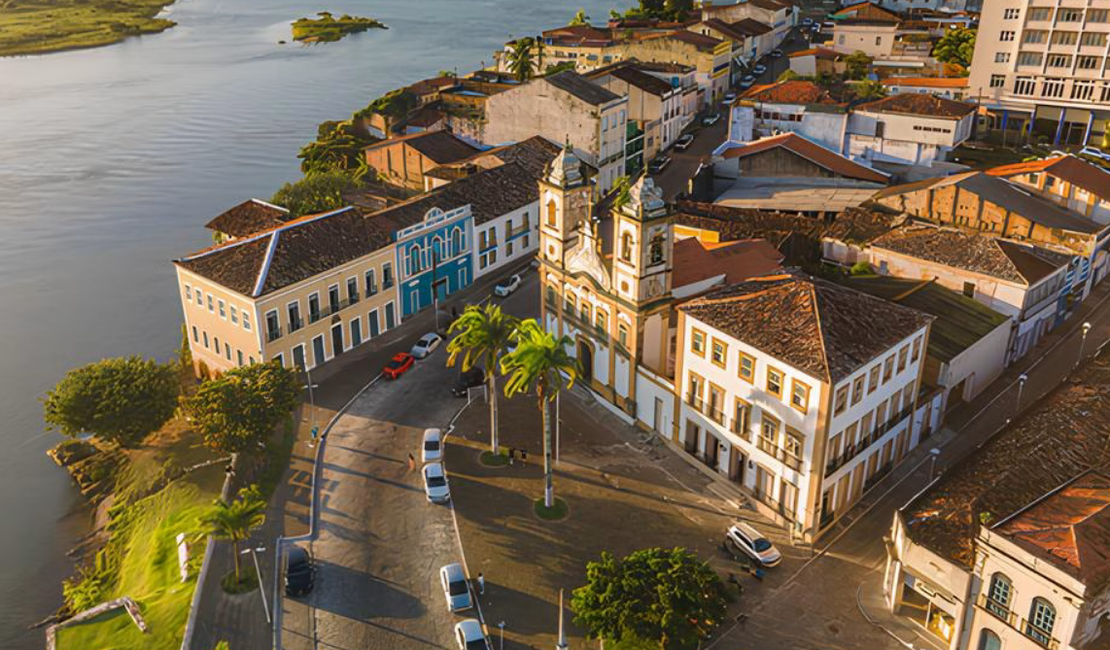Penedo ganha visibilidade em exposição criativa no Distrito Federal