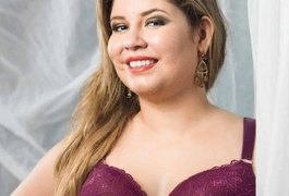 Marília Mendonça posa sensual para marca de roupas íntimas