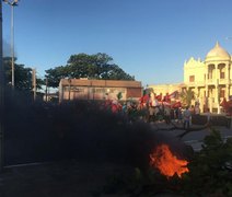 Homem que atirou em manifestantes faz parte da diretoria do Sindicato dos Médicos de AL