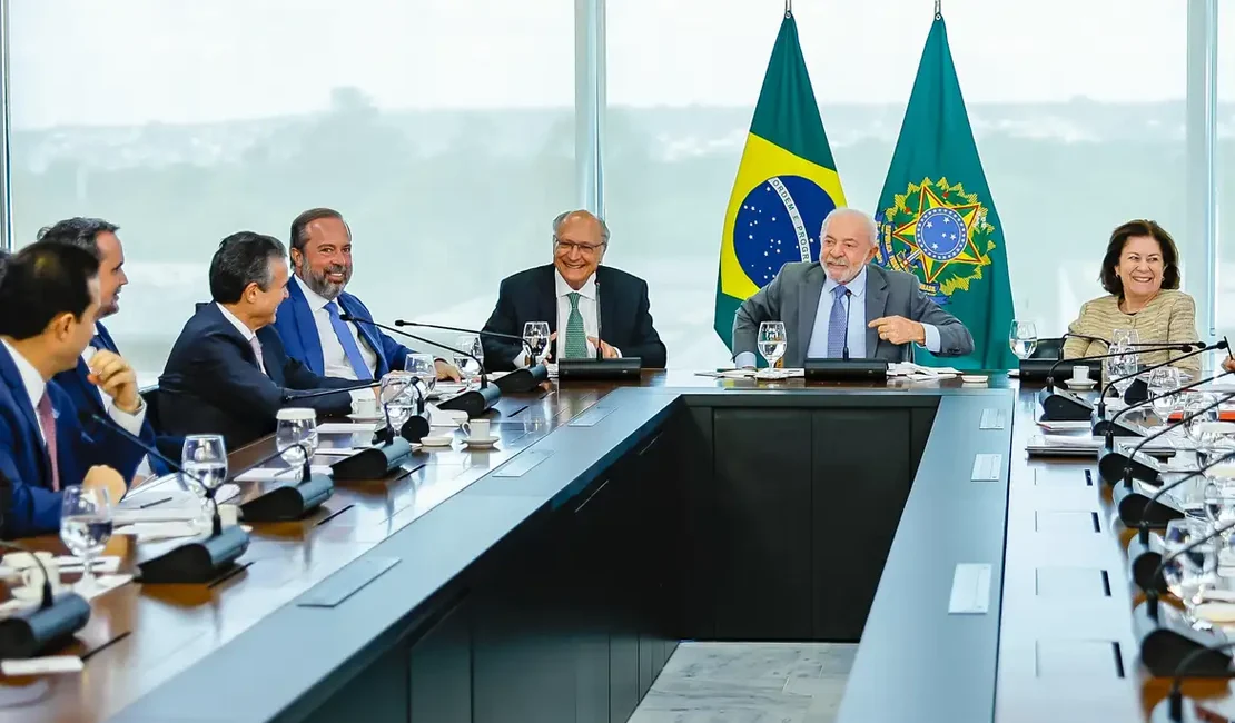 Governo prevê aumento de etanol na gasolina de 30% para até 32%