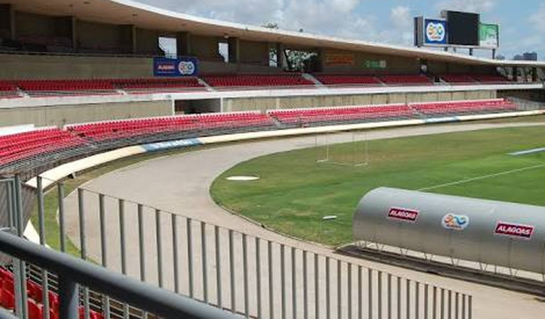 Justiça alagoana decide proibir bebida alcoólica em estádios de futebol da capital