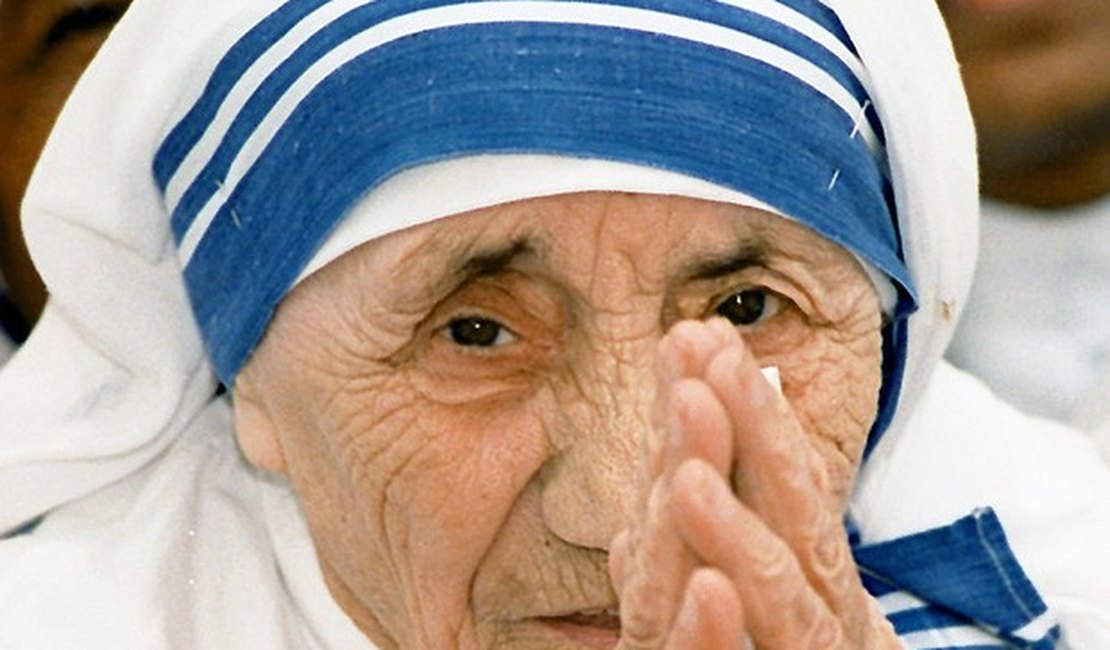 Madre Teresa será canonizada após 19 anos de morte