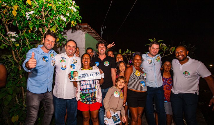 Primeira caravana de Daniel Barbosa percorre ruas do Manoel Teles, em Arapiraca