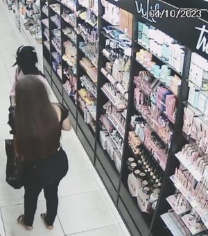 Vídeo. Jovens são flagradas furtando objetos de loja no Centro de Arapiraca