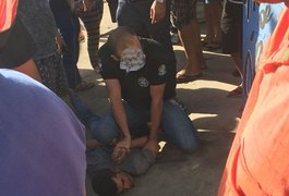 Homem é detido por populares após tentativa de roubo no Centro de Arapiraca