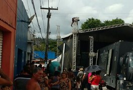 Homem morre eletrocutado durante montagem de palco para show no interior de AL