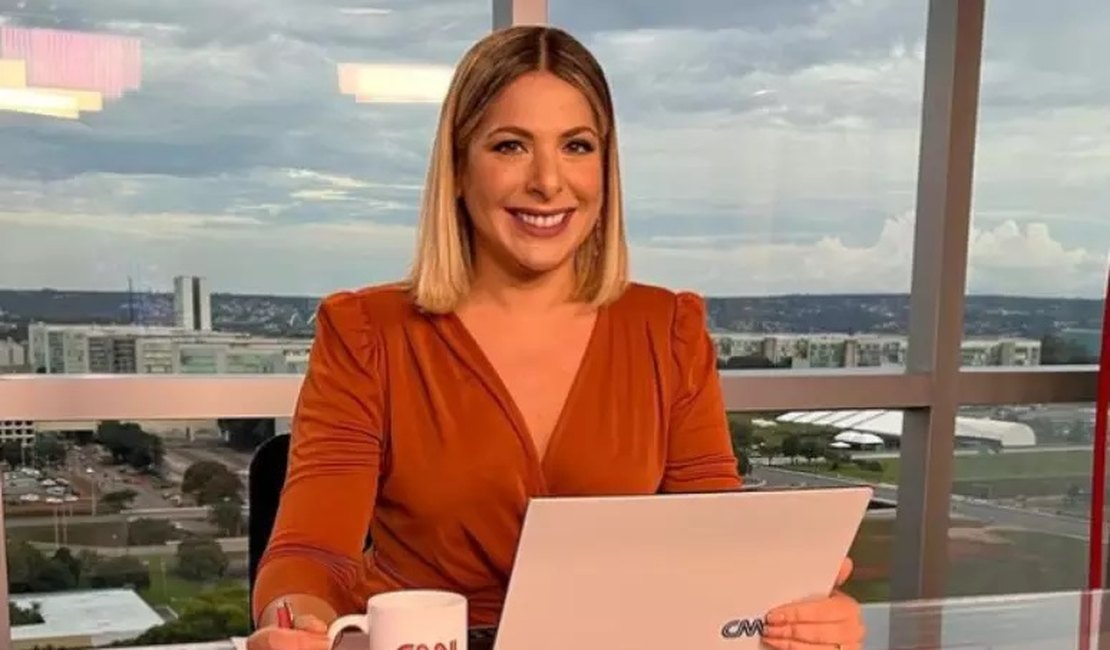 Apresentadora da CNN, Daniela Lima, pede demissão da emissora após 3 anos