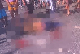 Homem é baleado em cima de motocicleta por dupla criminosa em Rio Largo