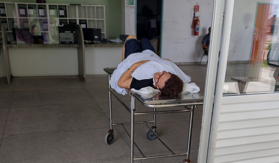 Avó de Devinho Novaes recebe alta do Hospital de Emergência do Agreste; ASSISTA