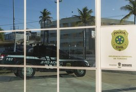 Garotas de programa trans foragidas de SE por extorsão, roubo e associação criminosa são presas em AL