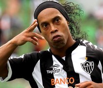 Adeus, Ronaldinho! Diretoria do Galo confirma que meia está fora do clube