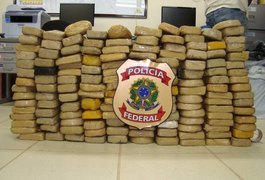 Polícia Militar apreende 103 kg de  maconha durante abordagem a veículo