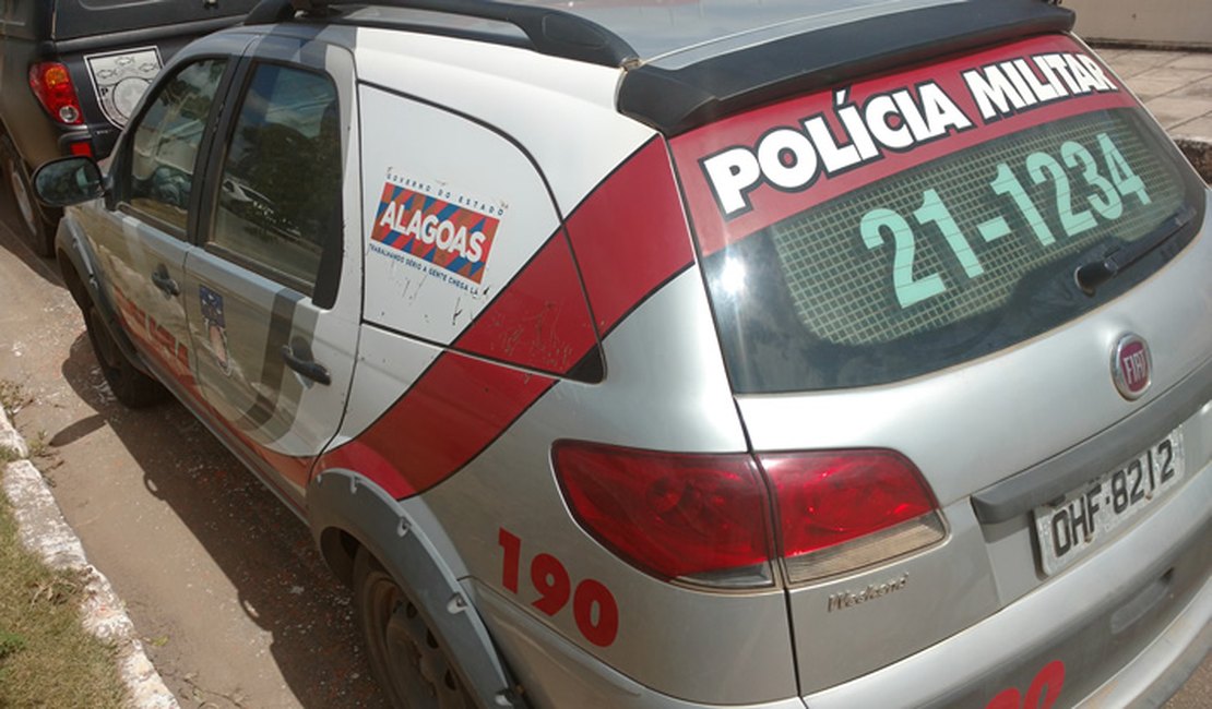 Bandidos trancam vítimas no quarto e levam veículos, eletrônicos e dinheiro da família