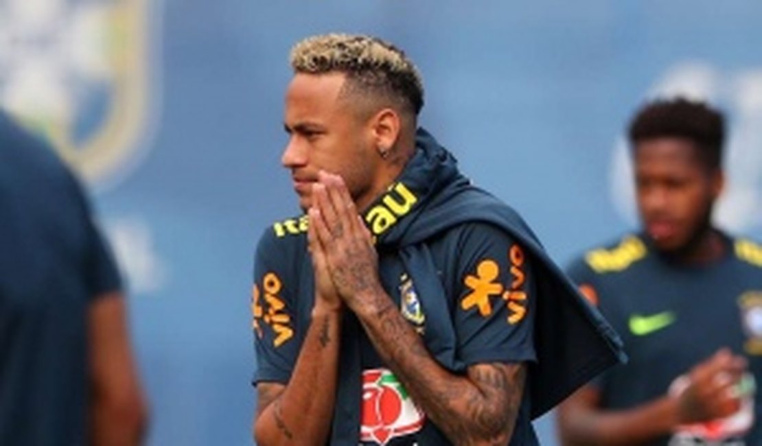 Neymar aceita reduzir salário e chega a acordo com Barcelona