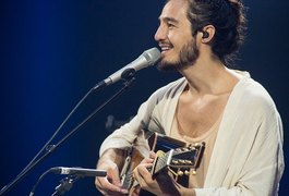 Lives de hoje trazem Tiago Iorc, bate-papo de Carlinhos Brown e Elza Soares e Sepultura