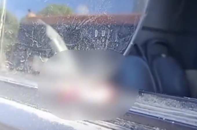 VÍDEO: Dedo decepado é encontrado em janela de ônibus em Olinda; vítima supostamente estava 'pendurada' no coletivo