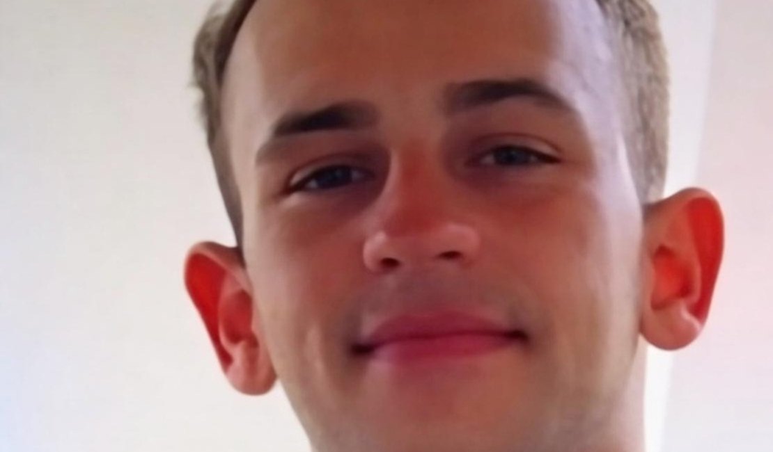 Ataque a tiros deixa jovem morto e mulher ferida em Penedo