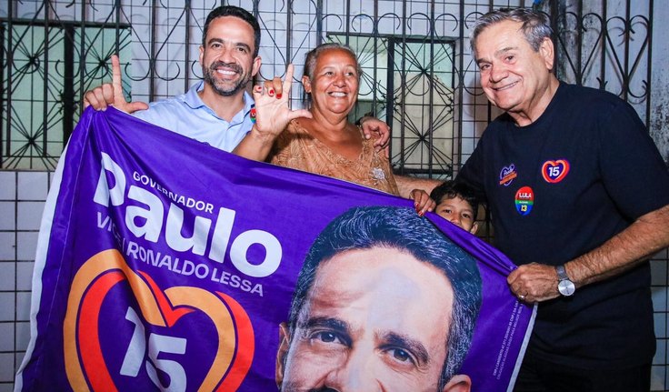 Mais votado, Paulo retoma campanha pelas ruas de Maceió