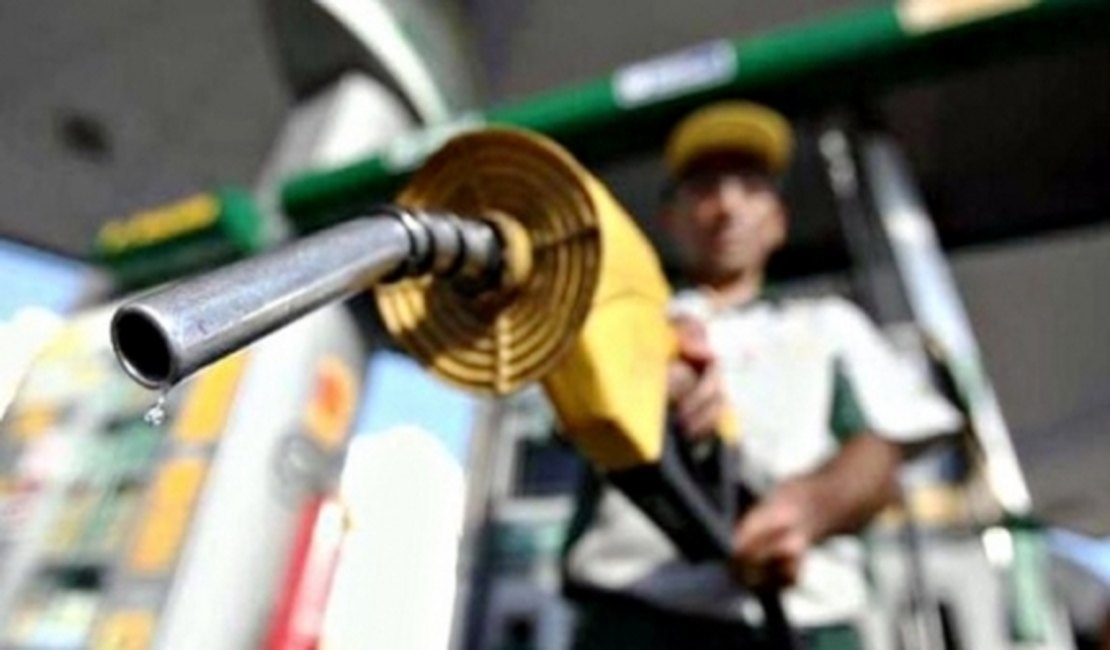 Preço médio da gasolina será de R$ 3,81 a partir de 1º de abril