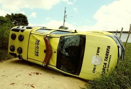 Viatura da Polícia Militar capota na zona rural do município de Mar Vermelho