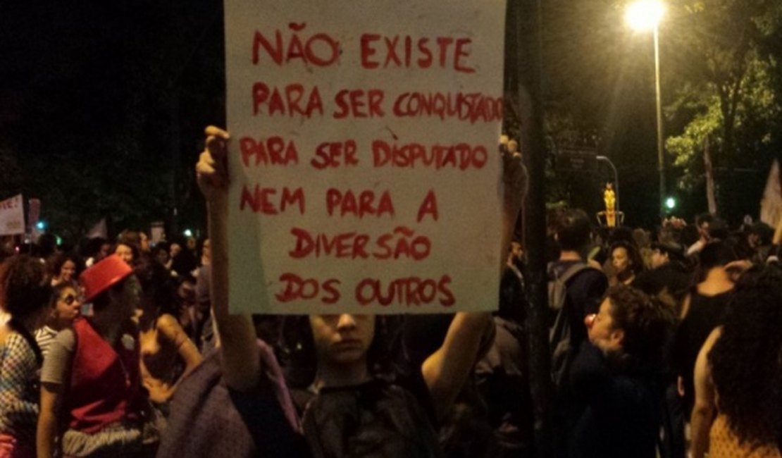 Brasil teve um estupro coletivo a cada 2 horas e meia, em 2016