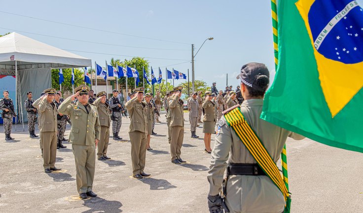 Polícia Militar celebra Dia do Soldado com outorga de medalhas e promoções