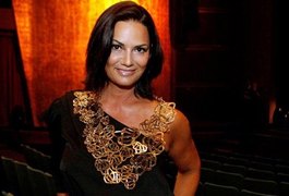 Luiza Brunet revela agressão de ex-namorado: “É doloroso ter que me expor dessa maneira”