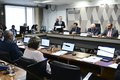 CCJ do Senado aprova PEC que acaba com jornada 6x1