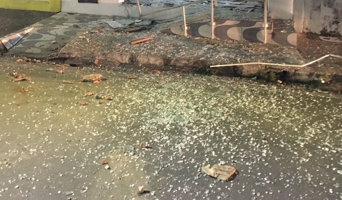 Vídeo. Polícia Civil divulga imagens de assaltantes da agência bancária de Anadia