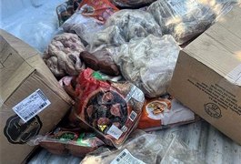 Fiscalização apreende 220 kg de alimentos estragados em estabelecimento no Jacintinho